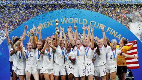 La Coppa del Mondo di Calcio Femminile 2019: Un trionfo controverso per la Francia e le origini di un cambiamento epocale nel calcio femminile