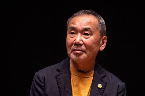 L'incredibile vittoria di Murakami Haruki al Premio Nobel per la Letteratura: una celebrazione del surrealismo e dell'umanità giapponese